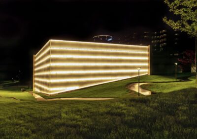 INOVA SCHAR CANCER INSTITUTE, VA | Photo ©  Harry Vitebski | Image is Property of Apogee Lighting Holdings